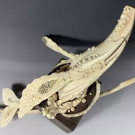 Скульптура "Тайны океана" из бивня мамонта