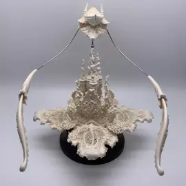 Скульптура "Мир грез" из бивня мамонта