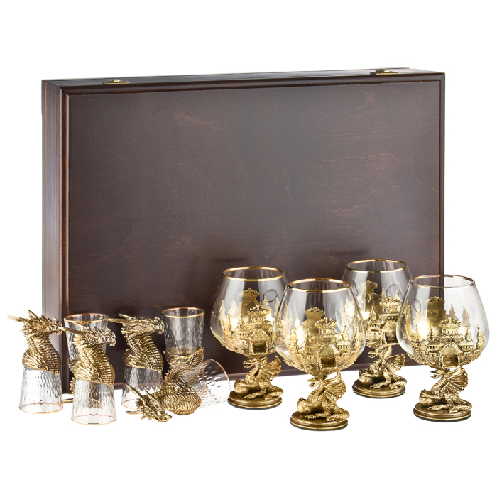 Cognac set "Dragon on a ball" for 4 people and 6 Dragon shifter stacks in a wooden box