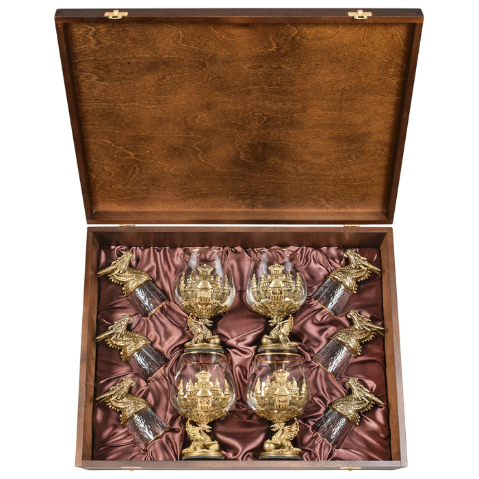 Cognac set "Dragon on a ball" for 4 people and 6 Dragon shifter stacks in a wooden box