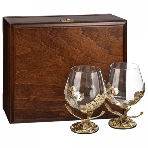 Soaring Eagle cognac set for 2 persons, in a wooden box