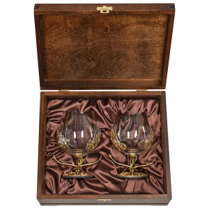 Soaring Eagle cognac set for 2 persons, in a wooden box