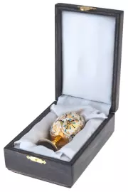 Easter egg "Glasses" white, Zlatoust