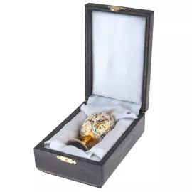 Easter egg "Glasses" white, Zlatoust