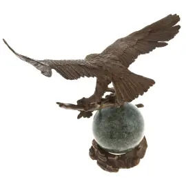 Скульптурная композиция из бронзы "Орёл на шаре" Скульптурная композиция из бронзы "Орёл на шаре"