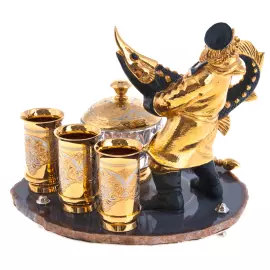 Икорница на агате "Купец с осетром" со стопками, Златоуст