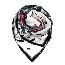 Набор подарочный с книгой, брошью "Ромашка" и шелковым платком