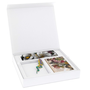 A gift set with a book, a brooch "Ivan da Marya" and a silk handkerchief