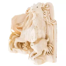 Скульптура из бивня мамонта "Козел и козленок"