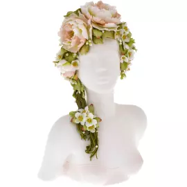 Sculpture "Flower girl Anyuta. Victoria's Wreath"