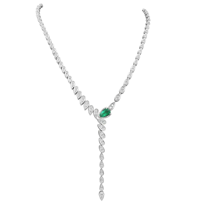Imperial necklace in white gold with emerald and diamonds