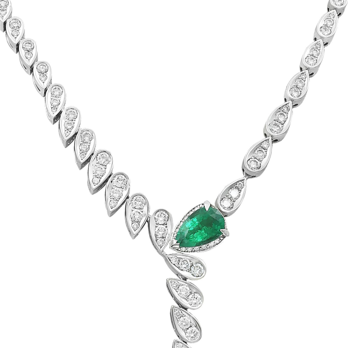 Колье "Imperial" из белого золота с изумрудом и бриллиантами