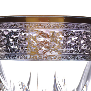 A set of Timon wine glasses for 6 people