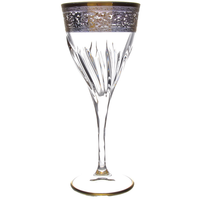 A set of Timon wine glasses for 6 people