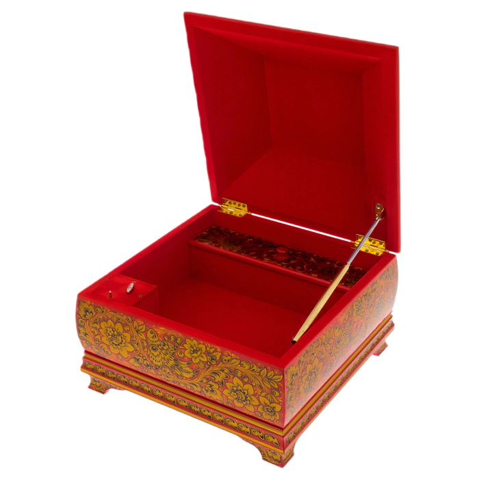 The chest of Khokhloma's "Riddle"