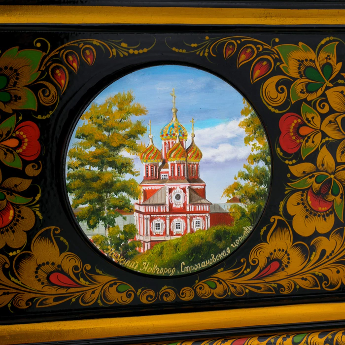 The chest "Canonization" of Khokhloma