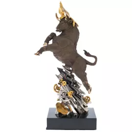 Авторская скульптура из бронзы "Золотой телец"