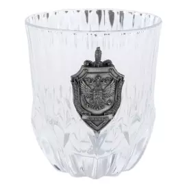 A set of whiskey glasses for 6 people