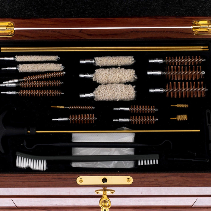 A set for cleaning the weapons of the "Duck" of bubing