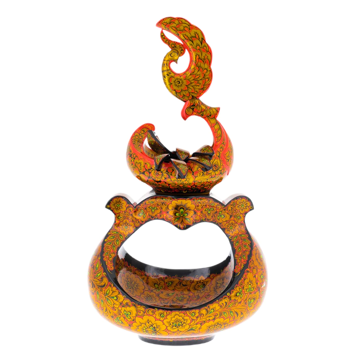 The carved composition "Chant" by Khokhloma