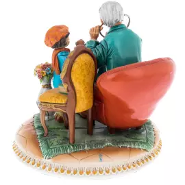 Статуэтка "Кукольный доктор"