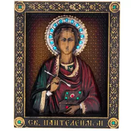 Икона из дерева "Святой Целитель Пантелеймон"