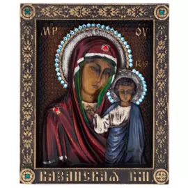 Икона из дуба "Казанская Божья Матерь"