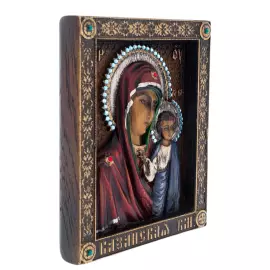 Икона из дуба "Казанская Божья Матерь"