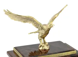 Часы каминные из коричневого обсидиана "Орёл"