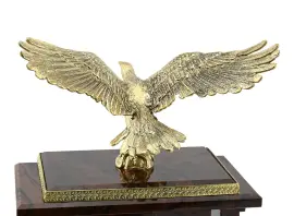 Часы каминные из коричневого обсидиана "Орёл"