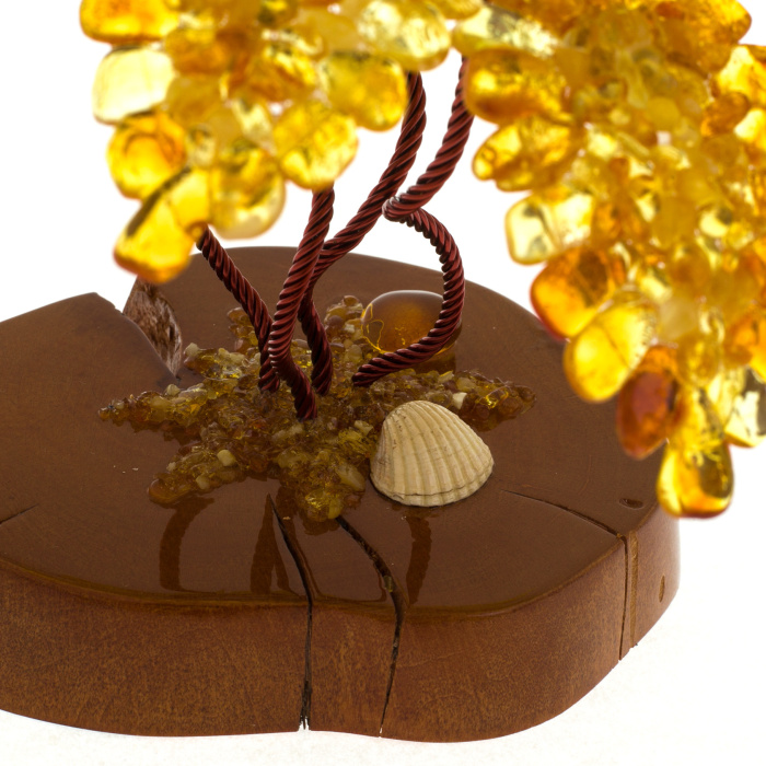 Amber souvenir "Tree" (medium)