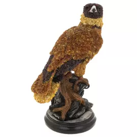 Скульптура из янтаря "Орёл"