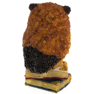 Sculpture of amber "Owlet"