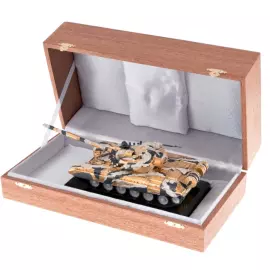 Статуэтка "Танк"