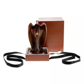 Нож на подставке "Сокол"