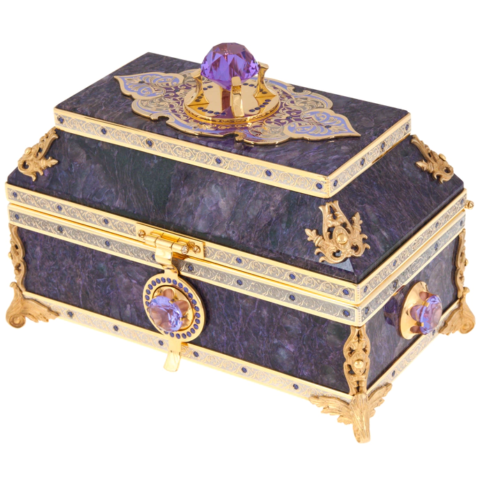 Chest "Star of the East" charoit, Zlatoust