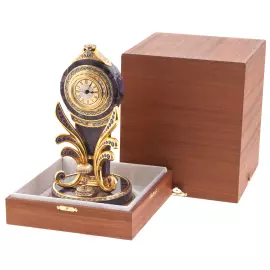 Настольные часы "Фантазия" чароит