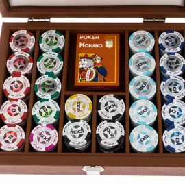 Exclusive Buffalo poker set made of leather, gold