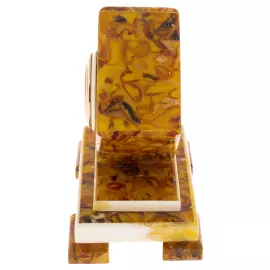 Часы из янтаря "Куб"