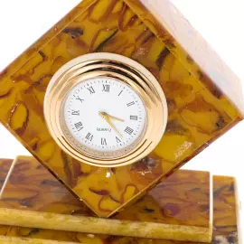 Часы из янтаря "Куб"