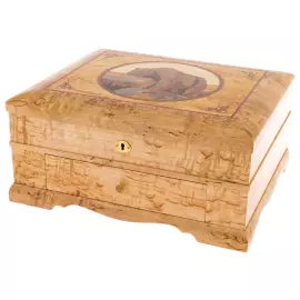 Набор для чистки оружия из карельской березы "Медведь на тропе"