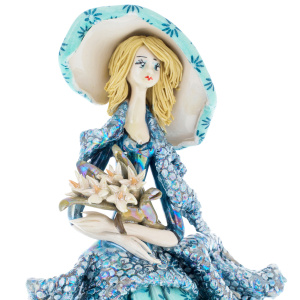 Porcelain figurine "Lady with flowers" azure