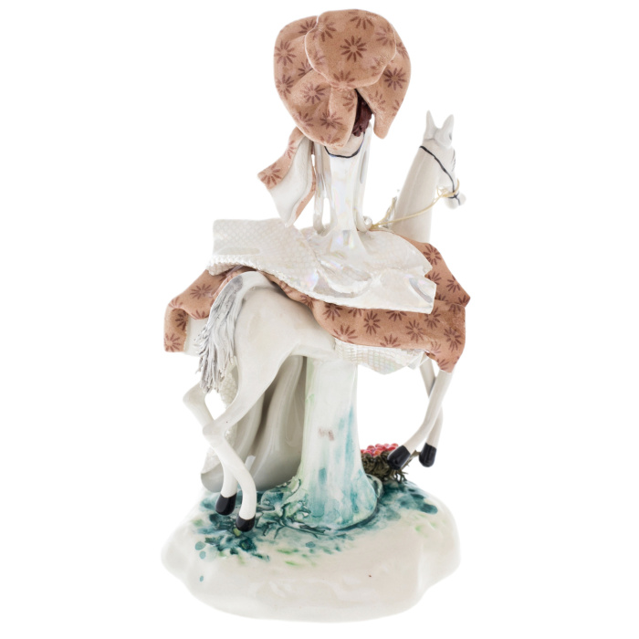 Porcelain statuette "Lady on a horse" brown