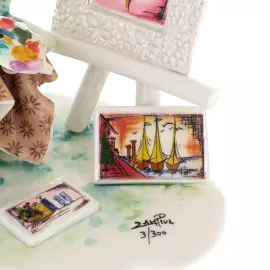 Статуэтка из фарфора "Леди рисует" коричневая