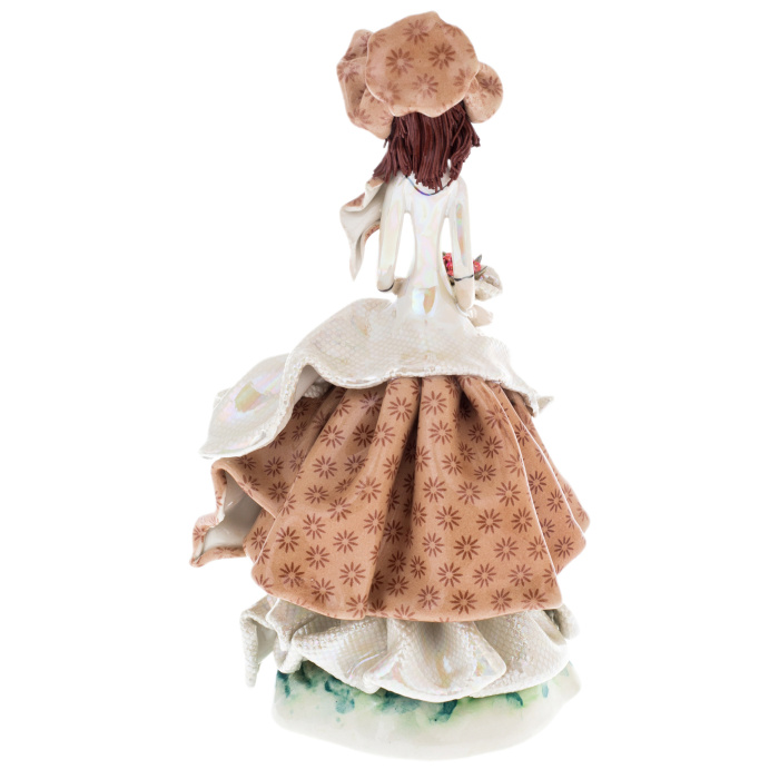 Porcelain statuette "Lady with flowers" brown