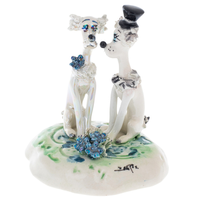 Porcelain figurine "A pair of dogs with flowers"
