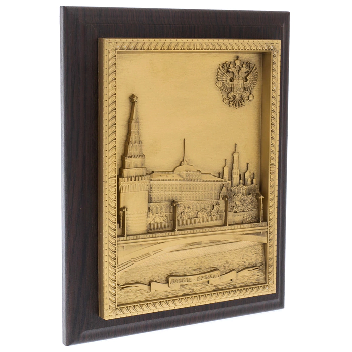 Gift set with the book "Moscow Kremlin with a plaque" in Chinese