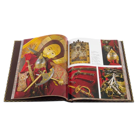 Gift set with the book "Moscow Kremlin with a plaque" in Chinese