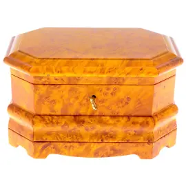 Шкатулка из капа берёзы, с секретом