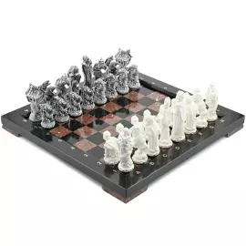 Шахматы подарочные "Русские сказки" с фигурами из мрамолита